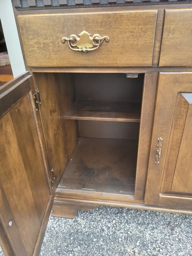 St. John Furniture Butlers Pantry, Hutch Cupboard, Solid Wood - Picture 10 of 16