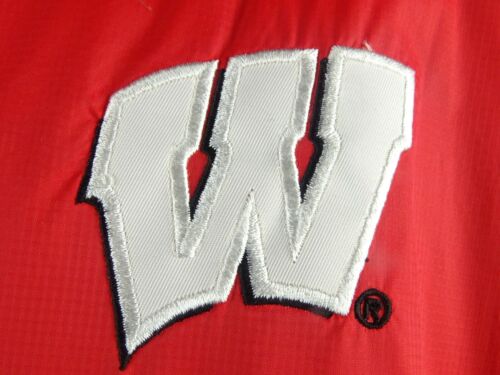 Wisconsin Badgers NCAA G-III Men's Winter Jacket - Picture 5 of 8