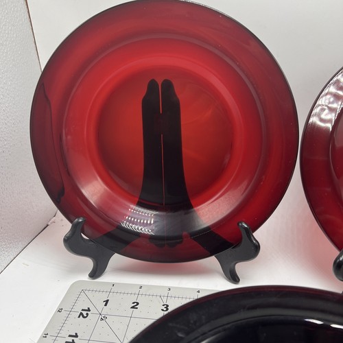 Set of 8 | Arcoroc CLASSIQUE Ruby Red | 8 1/2" RIMMED BOWL | Christmas - Picture 3 of 7