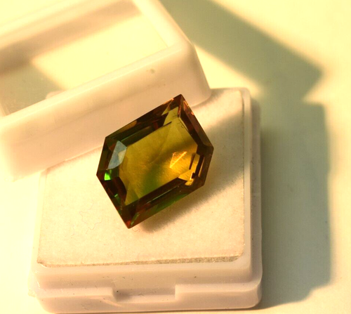 Natural color changing alexandrite 9Ct Fancy cut loose alexandrite gemstone - Bild 3 von 7