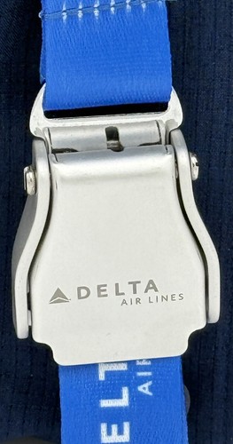 Delta Airlines Seat Belt Lanyard Boeing Airbus CRJ HIGH QUALITY - Picture 3 of 3