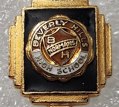 BEVERLY HILLS HIGH SCHOOL- CALIFORNIA-NORMANS-RARE- VINTAGE PENDANT - Picture 3 of 6