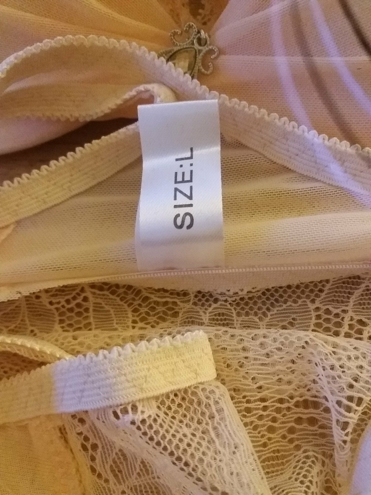 Foto 5 di 12