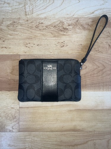COACH Corner Zip Wristlet In Signature Leather in Smoke Black