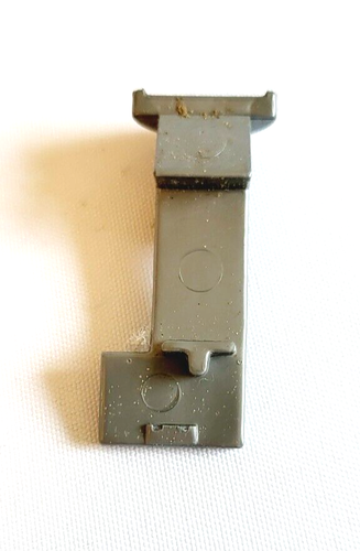 Dyson DC07 DC14 DC33 Clip Rilascio Filtro Argento Usato - Foto 3 di 3