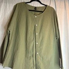 C.O.Z.Y  Green Lightweight Shirt Blouse