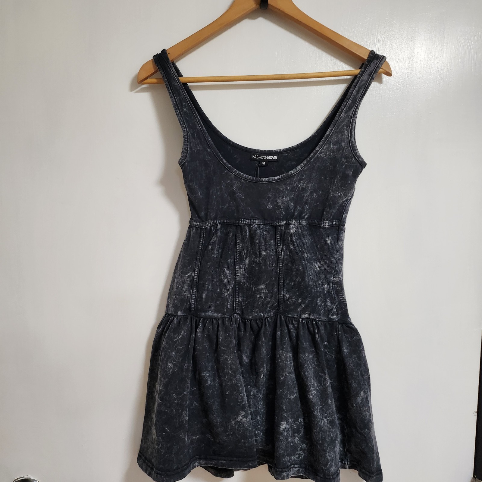 Picture 2 of 11