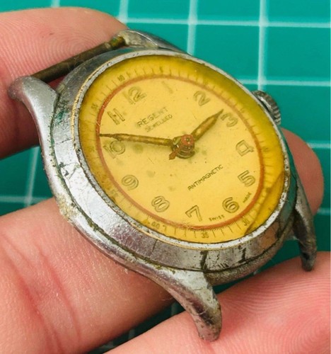 WW2 Era Regent Antimagnetic Swiss Watch | Vintage Patina, Wound Tight - Picture 2 of 6