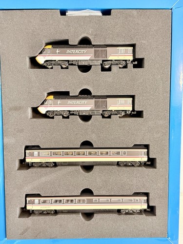 Dapol 2D-019-014 N Gauge 4-Car HST Bookset Intercity Swallow Livery MIB!