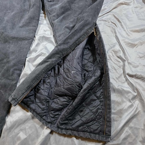 Babero Carhartt R27 forrado con edredón lavado aislado 40 X 34 - Imagen 16 de 22