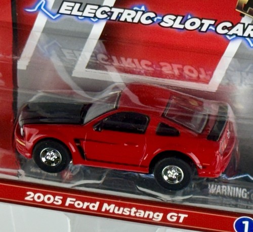 Auto World Super 3 2005 Ford Mustang GT HO Slot Item #SC383/48 NEW - Picture 4 of 11