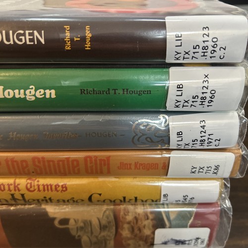 Lot of 7 Vintage Cook Books Ex-library Hardcover - Picture 3 of 24