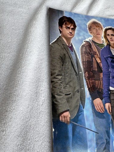Harry Potter 20 Year Anniversary Collectors Edition Magazine - Picture 7 of 9