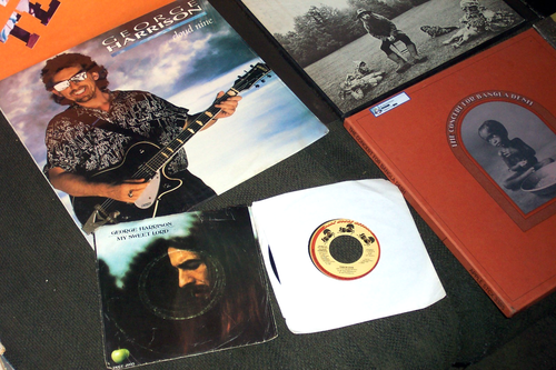 GEORGE HARRISON 7 LP, EP LOT ALL THINGS MUST PASS (w POSTER), BANGLADESH +more - Picture 3 of 3