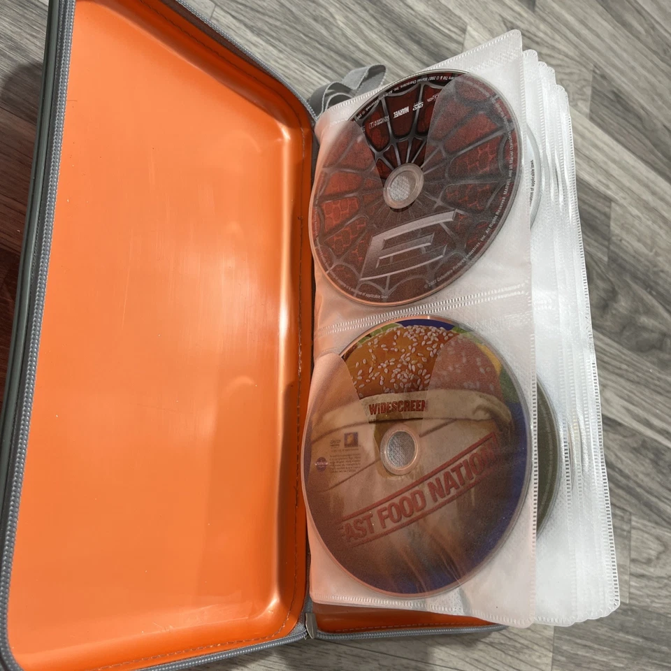 LOT of 80 MIXED Genre DVDs - MOVIE COLLECTION Bulk DISCS in BINDER Action/ More Foto 2 de 4