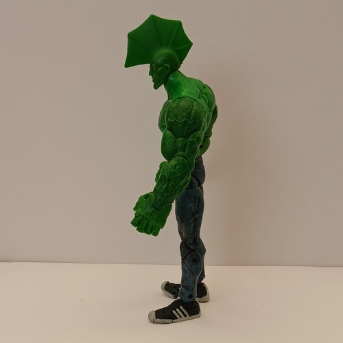 Legendary Comic Book Heroes Pitt Series - Savage Dragon (No Shirt) Action Figure - Picture 7 of 7