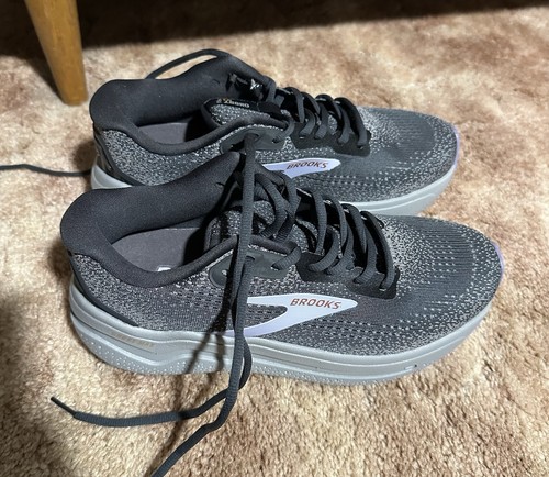 Brooks Ghost Max 2 Damen Größe 8,5 Laufen Sneaker Schuh Flieder Grau 1204201B005