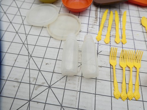 Vintage Tupperware Toys Picnic Play Set - (not complete) - Picture 4 of 11