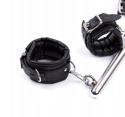 Dungeon BDSM Restraint Spreader Bar with Wrist and Ankle Cuffs for Slave - Picture 5 of 15