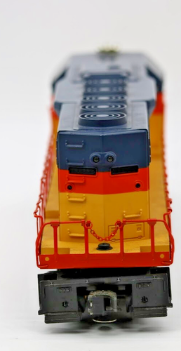 Lionel 6-18204 Chessie System SD 40 Non-Powered Diesel Locomotive #8204 1:48 O - Picture 5 of 5