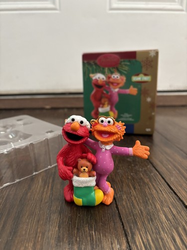 BRAND NEW 2005 Sesame Street “Friends forever” Heirloom Ornament collection Elmo - Picture 3 of 5