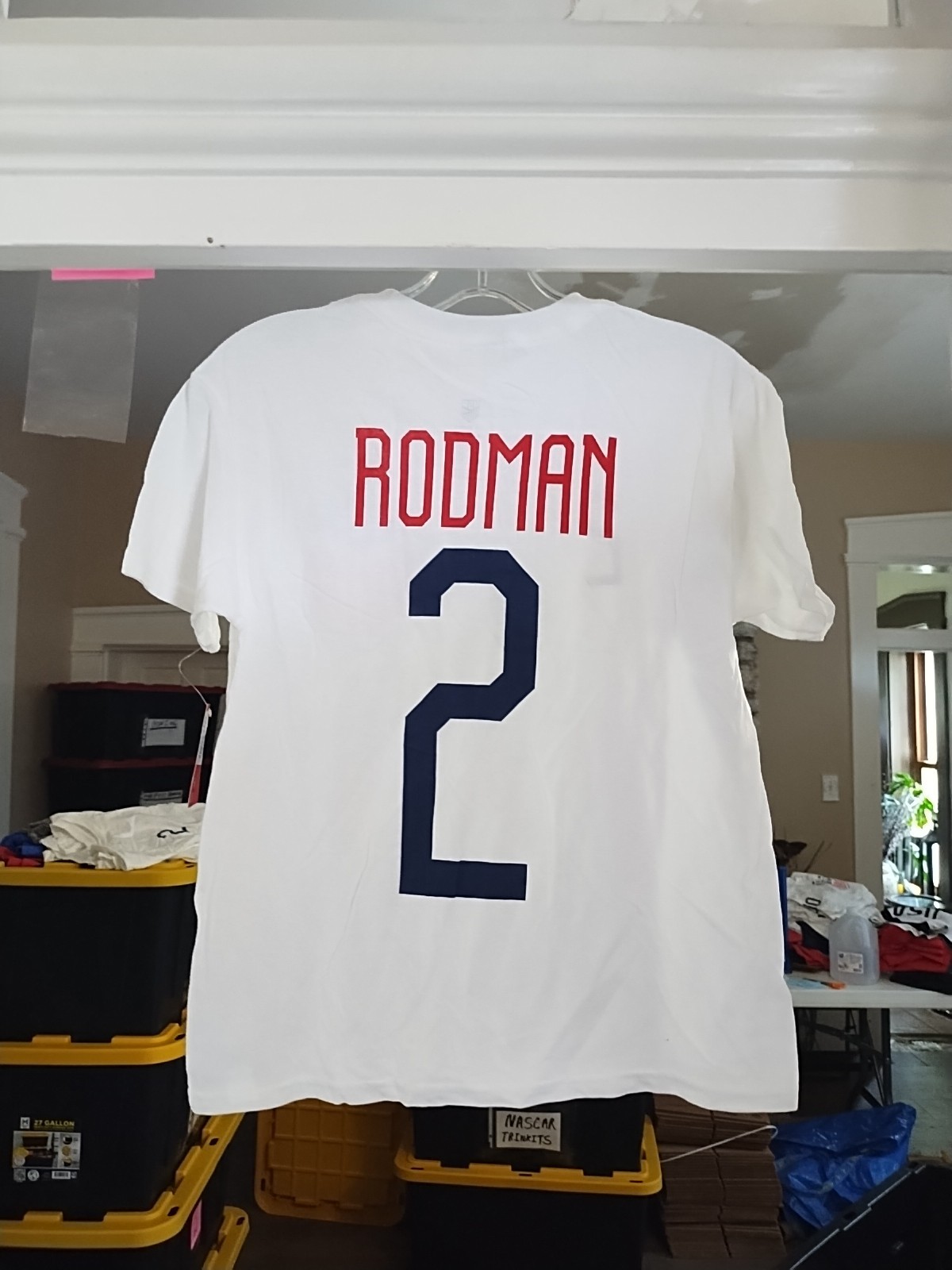 Picture 2 of 4