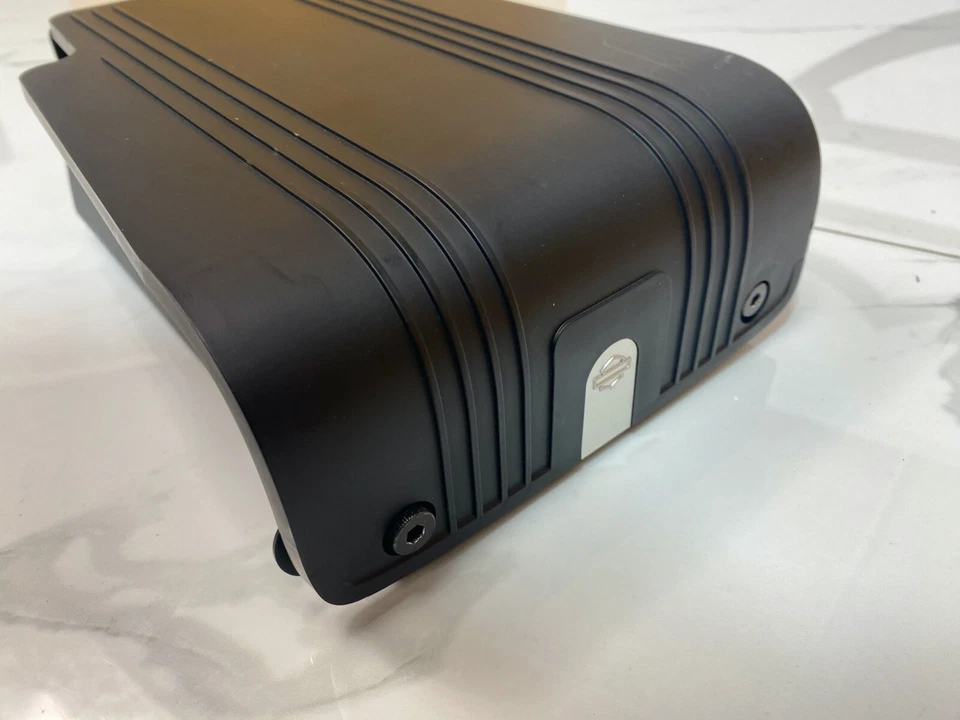 Крышка динамика седельной сумки CVO🔥OEM 17-23 усилитель Rockford Fosgate 🔥 - Изображение 4 из 4