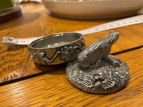 Small pewter trinket pill box Badger R Rice Woodsetton England - Picture 4 of 4