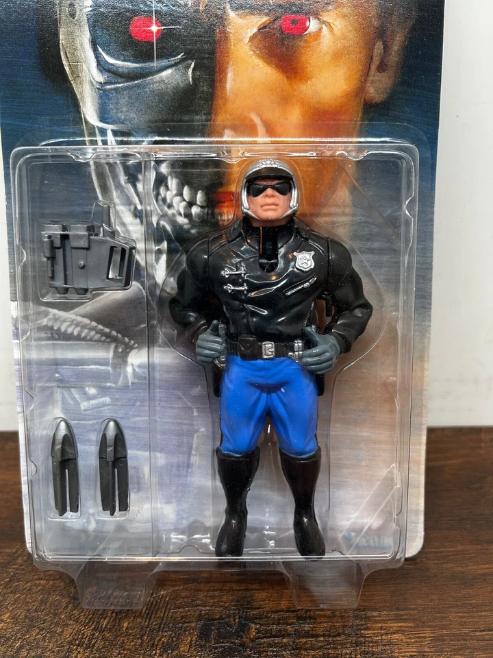 Vintage 1991 Kenner Terminator 2 "BLASTER T-1000" with Rapid Deploy Missiles - Image 2 of 4