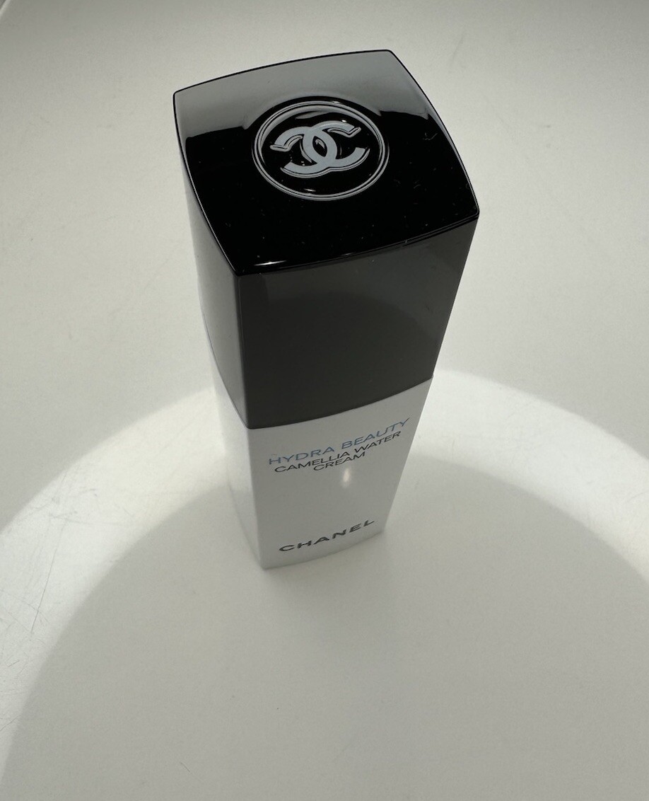 美容液 HYDRA BEAUTY CAMELLIA WATER CREAM 30ml CHANEL HYDRA BEAUTY CAMELLIA WATER CREAM Illuminating
