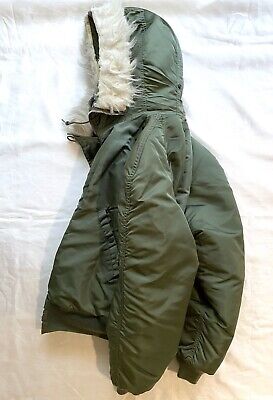 Vintage ALPHA IND JACKET FLYING MAN'S HEAVY ATTACHED HOOD N Vintage ALPHA IND JACKET FLYING MAN'S HEAVY ATTACHED HOOD N