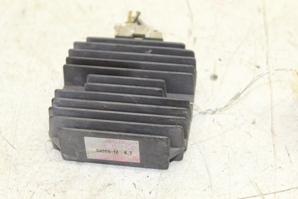 Kawasaki Ninja 600R ZX600A 1987 OEM RECTIFICADOR REGULADOR DE VOLTAJE EL-26 Foto 2 de 4