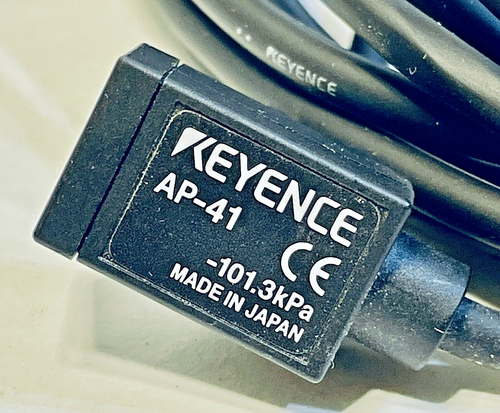 Keyence AP-41 Pressure Sensor Head -101-.kPa 105-109 inch Leads - Picture 2 of 3