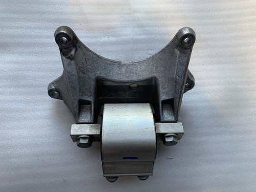 Mercedes W212 W205 C Class E200 Engine Hoist Gearbox mount Holder A2112420340 - 第 2/4 張圖片