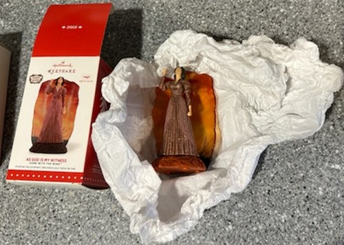 Lot of 3: Hallmark Keepsake Ornaments: Gone with the Wind theme 2000, 2006, 2015 - Picture 3 of 4