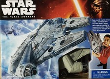 2015 Hasbro STAR WARS THE FORCE AWAKENS MILLENNIUM FALCON B3075