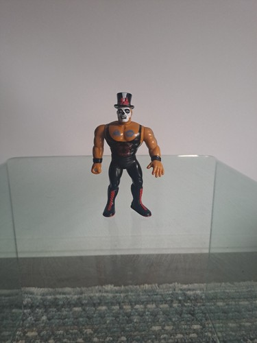 WWF/WWE Old Skool Papa Shango Wrestling Figure, Vi...