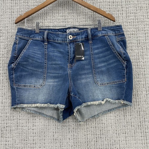 Torrid Womens Denim Shorts Size 18 Blue Feel The Fit Hustler Pockets Frayed Hem - Picture 2 of 13