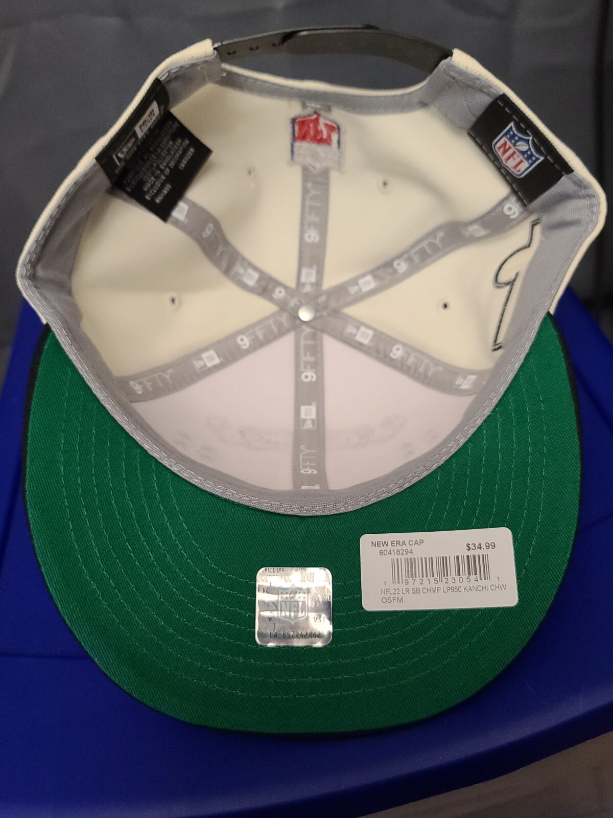 Kansas City Chiefs New Era Super Bowl 57 LVII Champions 9FIFTY Locker Room Hat - Picture 5 of 5