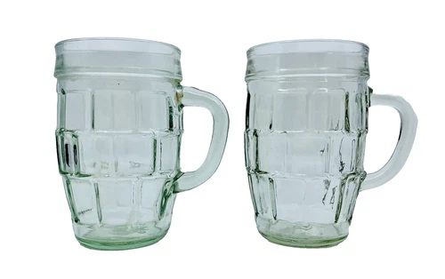 Set of 2 Light Green Barrel Shaped Glass Mugs Block Pattern Handles 8 oz