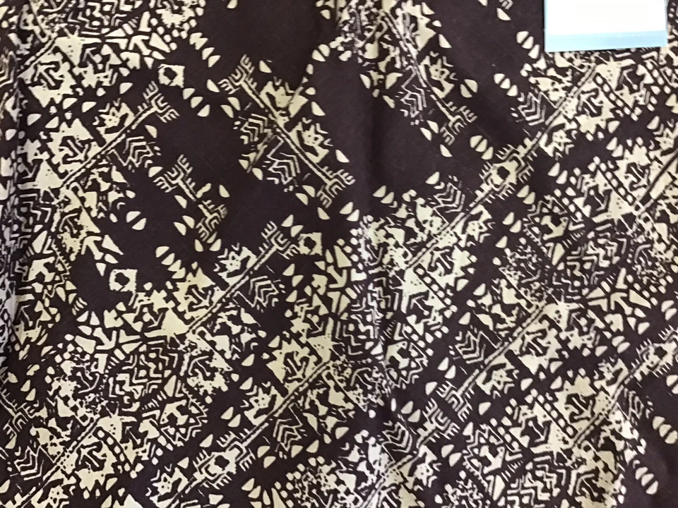 New Jaclyn Smith Skirt Black Beige Geometric Pattern Size S Linen Rayon Elastic - Image 4 of 4