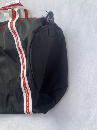 NWT Calvin Klein Fragrances Weekender Duffel Bag Suitcase 20x15 Black/Red - Picture 7 of 12