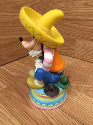 Disney 2000 It's A Small World Disneyana Convention *Goofy ONLY* *No music box* - Picture 5 of 6