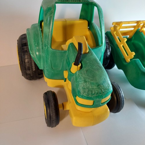 Vintage 2 Piece 1992 Tonka Plastic Green / Yellow Tractor with Trailer Wagon Toy - Picture 15 of 21