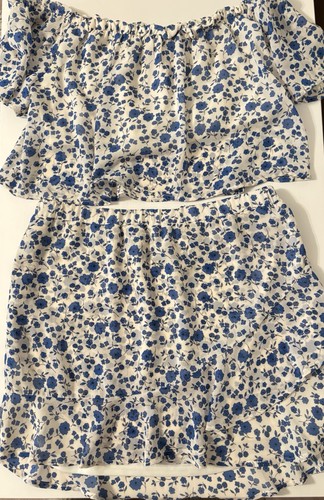 Blusa corta y falda floral azul transparente mediana Le Lis para mujer - Imagen 6 de 17