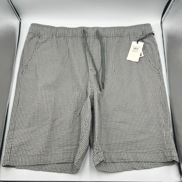 NWT Sperry Men's 9" Inseam Seersucker Grey Striped Drawstring Shorts