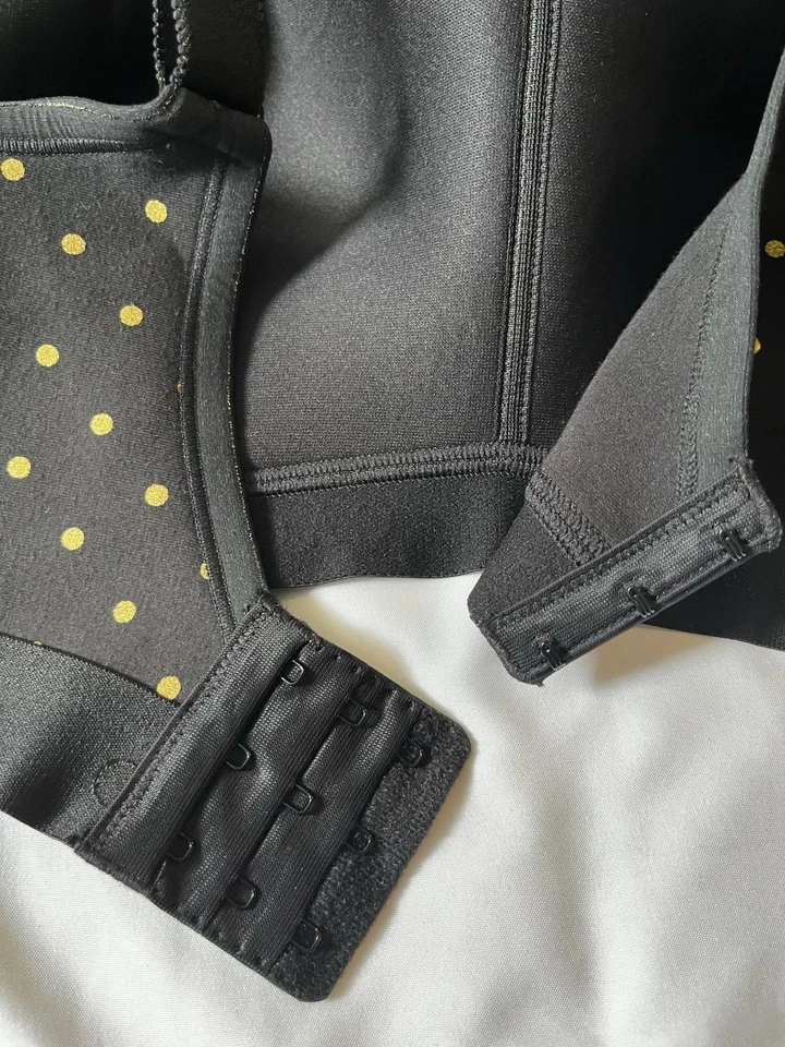 Sujetador Lane Bryant Cacique 42C ligeramente forrado sin cables mezcla de algodón negro dorado Foto 3 de 4