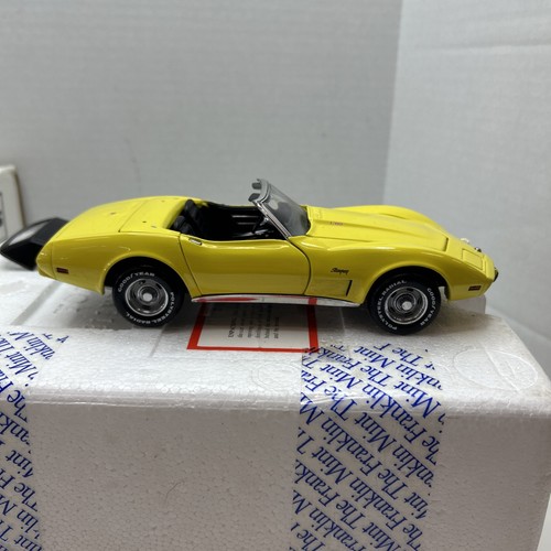 Chevrolet Corvette 1975 Franklin como nuevo, amarillo, 1:24, excelente, en caja - Imagen 7 de 9