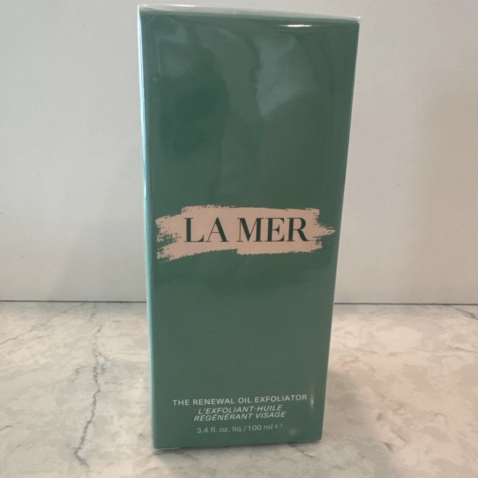 La Mer The Renewal Oil Exfoliator 3.4 fl oz / 100 Ml New in box sealed
Opens in a new window or tab