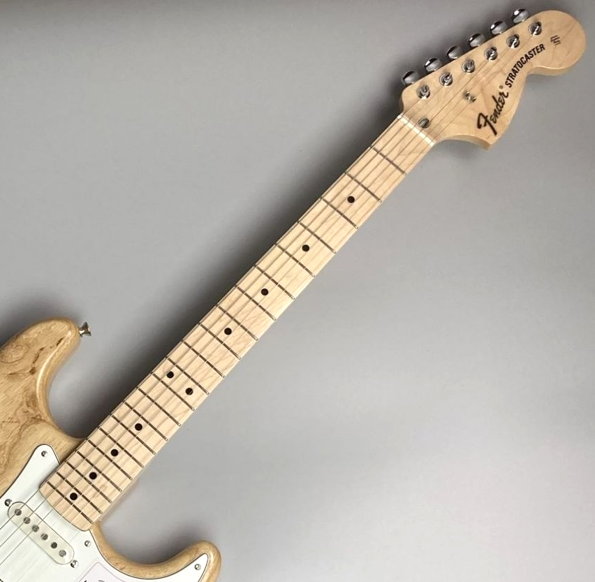 ギター Fender Traditional 70s Stratocaster Fender Made in Japan Traditional Series 70s Stratocaster
